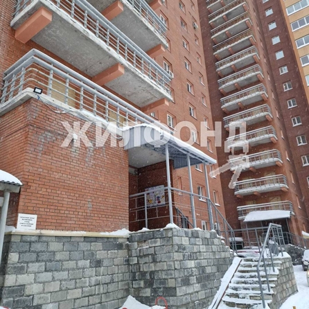 
   Продам 1-комнатную, 41.6 м², Горский мкр, 6

. Фото 14.