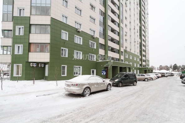 
   Продам 3-комнатную, 103.8 м², Сухарная ул, 96/2

. Фото 22.