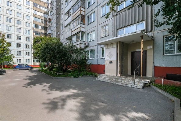 
   Продам 3-комнатную, 59.2 м², Кропоткина ул, 130

. Фото 19.