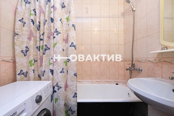 
   Продам 1-комнатную, 38 м², Ключ-Камышенское Плато ул, 20

. Фото 20.