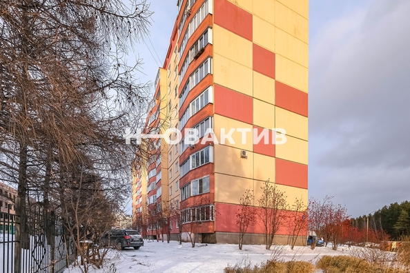 
   Продам 1-комнатную, 38 м², Ключ-Камышенское Плато ул, 20

. Фото 26.