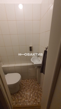 
  Сдам в аренду 4-комнатную квартиру, 81 м², Новосибирск

. Фото 6.