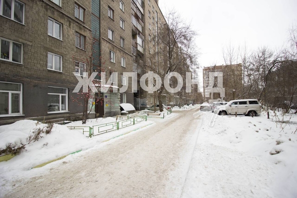 
   Продам 3-комнатную, 58.1 м², Челюскинцев ул, 44

. Фото 26.