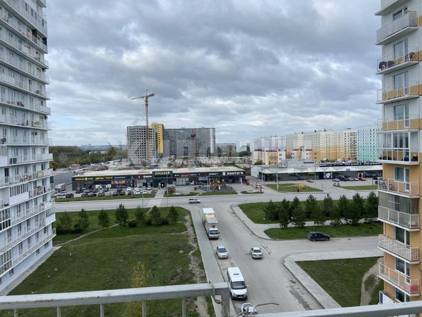 
   Продам 3-комнатную, 86.1 м², Александра Чистякова ул, 2/1

. Фото 4.