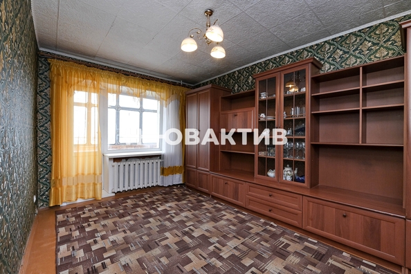 
   Продам 4-комнатную, 75.9 м², Немировича-Данченко ул, 2/1

. Фото 2.