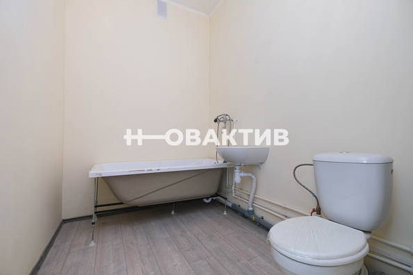 
   Продам 1-комнатную, 42 м², Гранатовый, 36

. Фото 17.