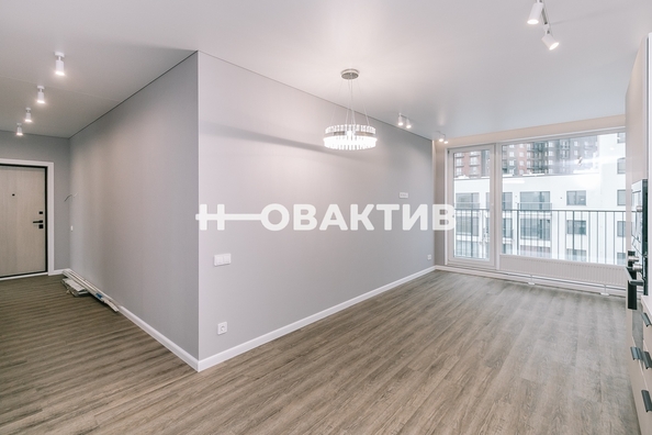 
   Продам 3-комнатную, 87 м², Владимира Заровного ул, 8

. Фото 3.