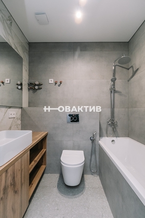 
   Продам 3-комнатную, 87 м², Владимира Заровного ул, 8

. Фото 6.