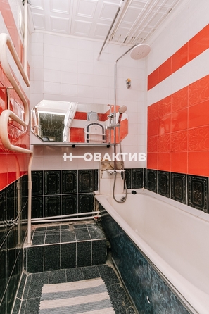 
   Продам 3-комнатную, 60.8 м², Бориса Богаткова ул, 188/1

. Фото 14.