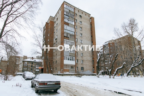 
   Продам 3-комнатную, 60.8 м², Бориса Богаткова ул, 188/1

. Фото 23.