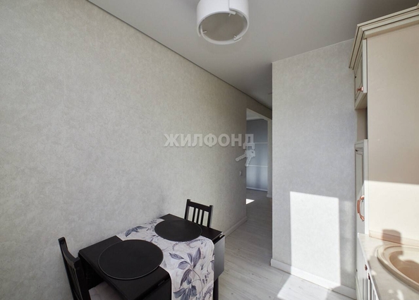 
   Продам 1-комнатную, 28.5 м², Кропоткина ул, 267

. Фото 7.