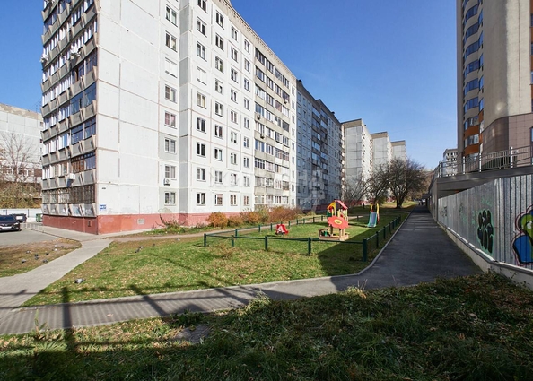 
   Продам 1-комнатную, 28.5 м², Кропоткина ул, 267

. Фото 17.