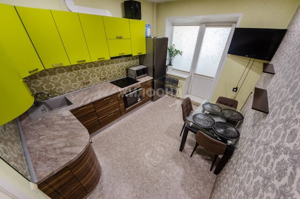 
   Продам 1-комнатную, 40.1 м², Фламинго ул, 19

. Фото 2.