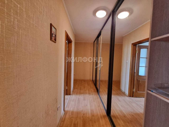 
   Продам 2-комнатную, 62.5 м², Горский мкр, 82

. Фото 6.