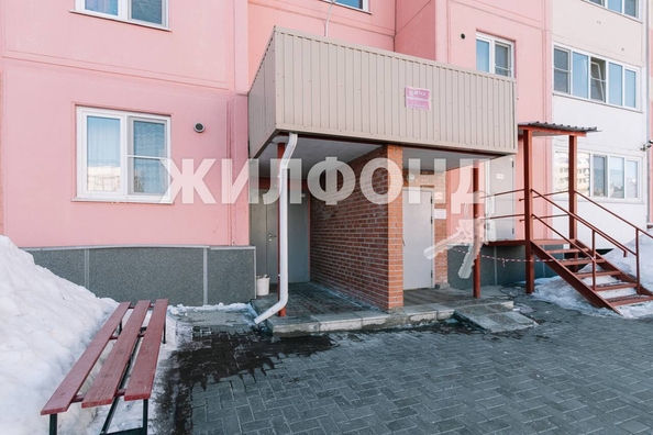 
   Продам 2-комнатную, 59.2 м², 2-й (4 мкр.) кв-л, 204/2

. Фото 14.