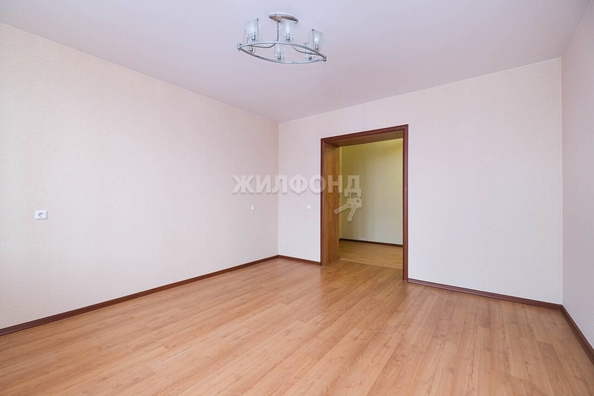 
   Продам 2-комнатную, 61.1 м², Обская ул, 50/2

. Фото 3.