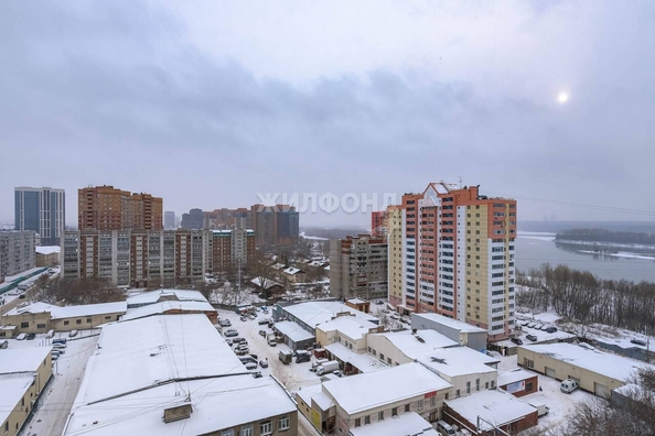 
   Продам 2-комнатную, 61.1 м², Обская ул, 50/2

. Фото 15.