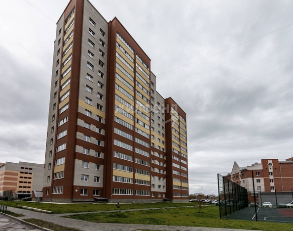 
   Продам 3-комнатную, 82.2 м², 2-й (4 мкр.) кв-л, 230

. Фото 16.