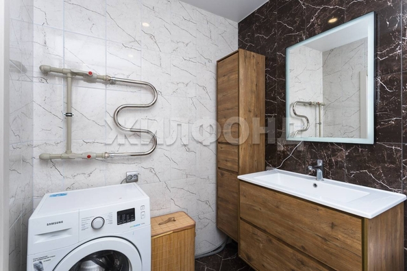 
   Продам 3-комнатную, 82.2 м², 2-й (4 мкр.) кв-л, 230

. Фото 13.