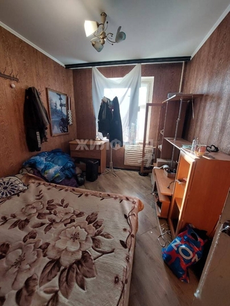 
   Продам 4-комнатную, 73 м², Лазурная ул, 14

. Фото 2.