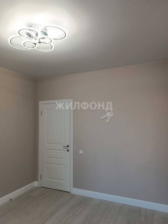 
   Продам 2-комнатную, 40.3 м², Прибрежная  ул, 6

. Фото 4.