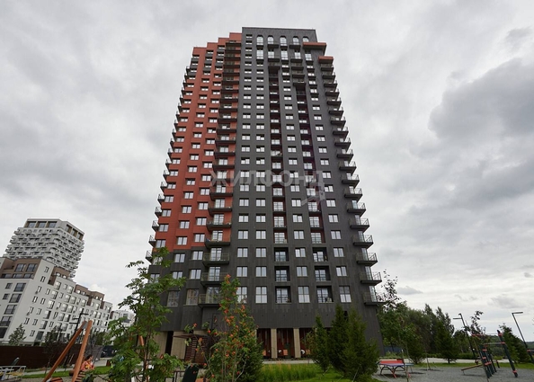 
   Продам 2-комнатную, 62.1 м², Владимира Заровного ул, 6

. Фото 13.