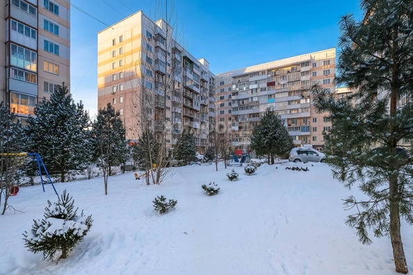 
   Продам 3-комнатную, 58.1 м², Татьяны Снежиной ул, 19/2

. Фото 22.