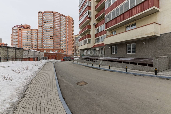 
   Продам 4-комнатную, 113.4 м², Галущака ул, 15

. Фото 26.