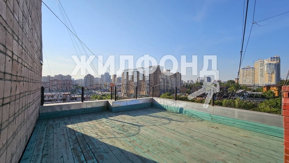 
   Продам 4-комнатную, 121.1 м², Шевченко ул, 35

. Фото 11.