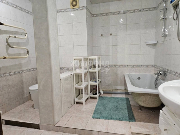 
   Продам 4-комнатную, 94.3 м², Горский мкр, 41

. Фото 12.