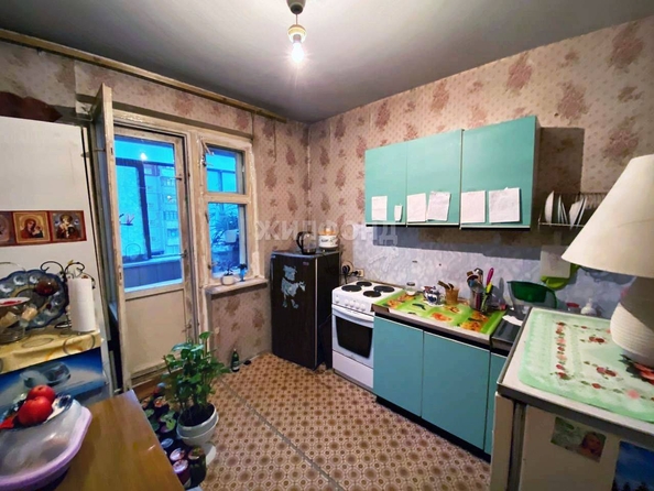 
   Продам 1-комнатную, 32 м², Зорге ул, 84

. Фото 8.