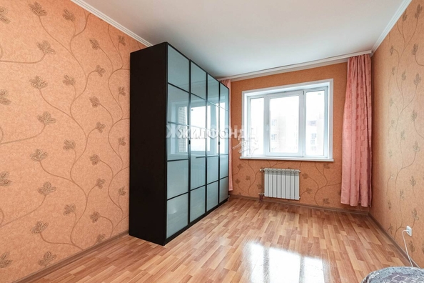 
   Продам 1-комнатную, 38.4 м², Оловозаводская ул, 13

. Фото 3.