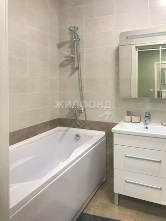 
   Продам 1-комнатную, 39 м², Сибревкома ул, 9

. Фото 3.