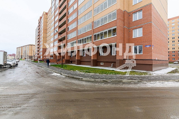 
   Продам 1-комнатную, 38 м², Романтиков ул, 8/1

. Фото 6.