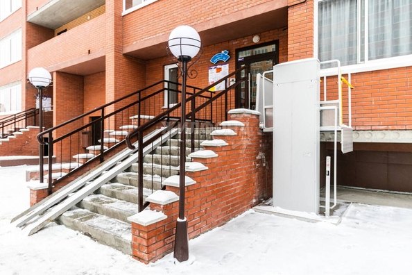 
   Продам 1-комнатную, 38 м², Романтиков ул, 8/1

. Фото 9.