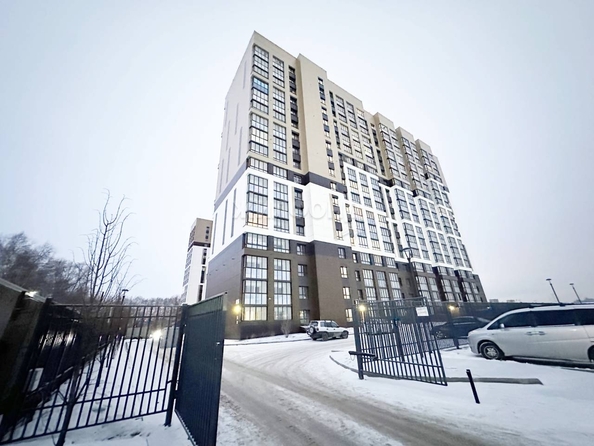 
   Продам 2-комнатную, 56.7 м², Сибиряков-Гвардейцев ул, 53/10

. Фото 23.