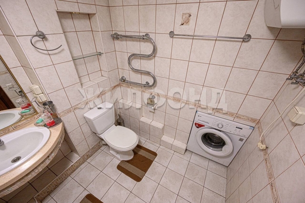 
   Продам 2-комнатную, 72.2 м², Ельцовская ул, 4

. Фото 22.