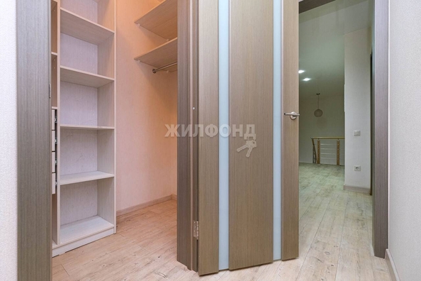 
   Продам 4-комнатную, 144.9 м², Вертковская ул, 42

. Фото 35.