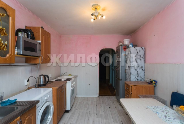 
   Продам секционку, 9.6 м², Жуковского ул, 105

. Фото 5.