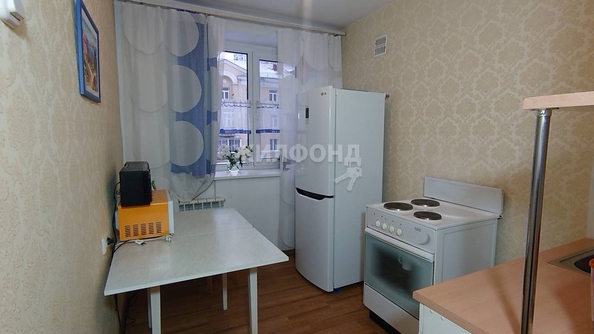 
   Продам 1-комнатную, 33.3 м², Лермонтова ул, 36

. Фото 1.