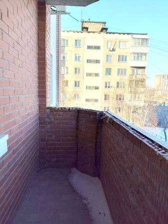 
   Продам 2-комнатную, 54.1 м², Связистов ул, 3/1

. Фото 16.