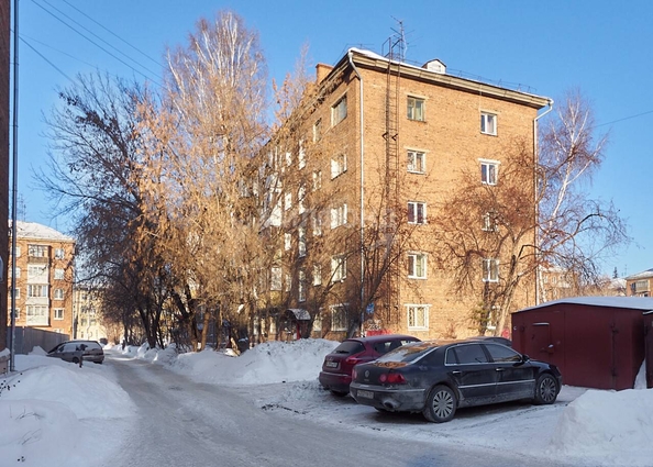 
   Продам 2-комнатную, 44.1 м², Гоголя ул, 233/2

. Фото 3.