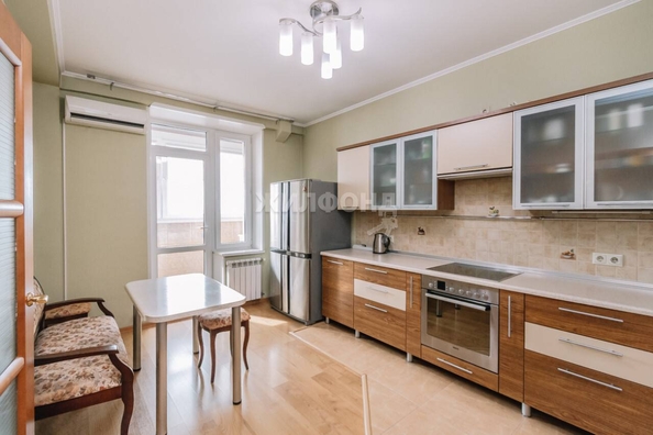 
   Продам 2-комнатную, 90.5 м², Зыряновская ул, 55

. Фото 5.