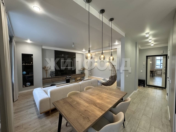 
   Продам 3-комнатную, 83.4 м², Героев Революции ул, 25

. Фото 7.