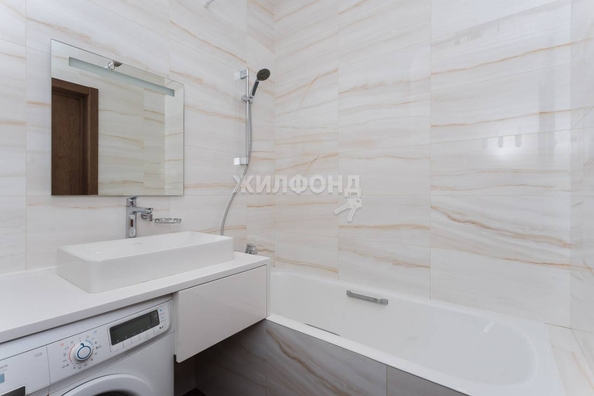 
   Продам 3-комнатную, 72.6 м², 7-й микрорайон, 34

. Фото 18.