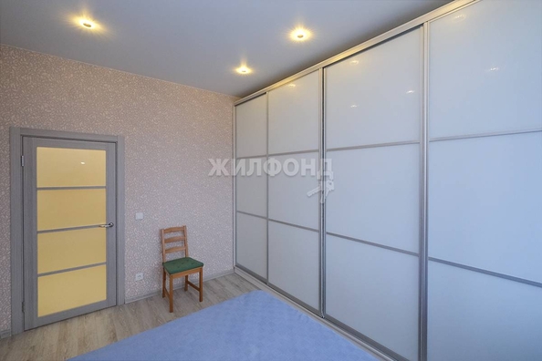 
   Продам 1-комнатную, 43.5 м², Кирова ул, 336

. Фото 5.