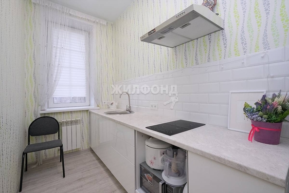 
   Продам 1-комнатную, 43.5 м², Кирова ул, 336

. Фото 6.