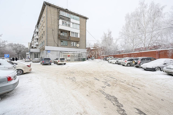 
   Продам 2-комнатную, 45.4 м², Сухарная ул, 68

. Фото 18.