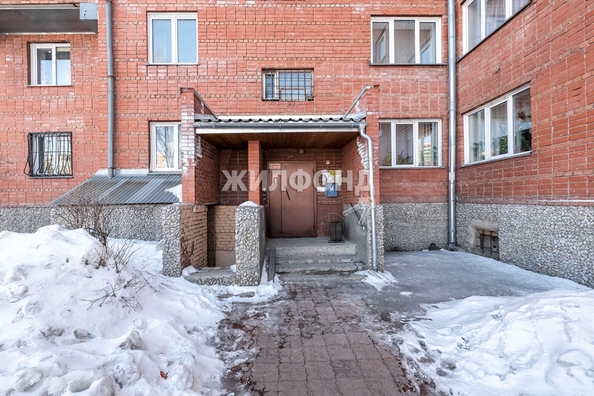 
   Продам 2-комнатную, 61 м², Обогатительная ул, 4

. Фото 3.