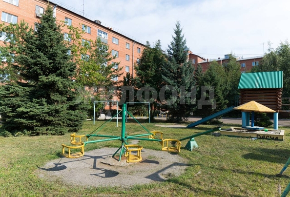 
   Продам 2-комнатную, 61 м², Обогатительная ул, 4

. Фото 4.